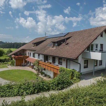 Ferienwohnung Martin شقة